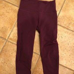 Lululemon seamless capri leggings